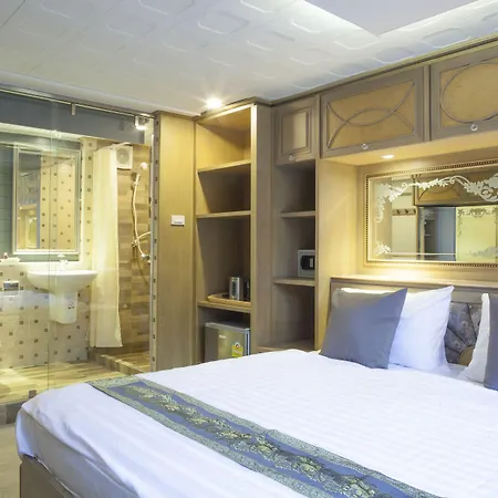 Golden Mountain Hostel-3