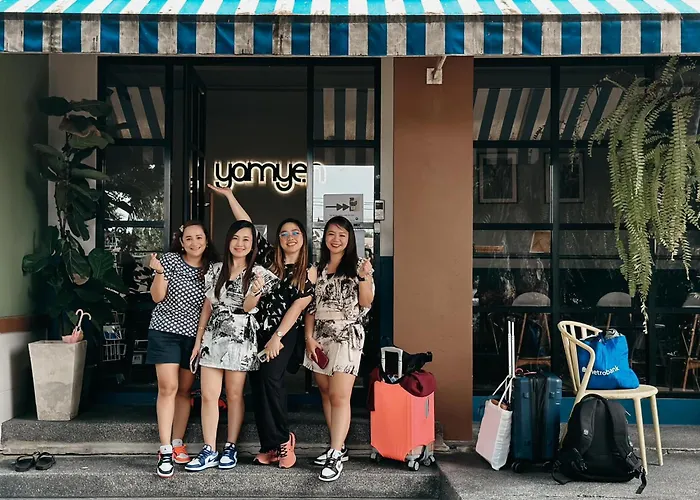 Yam Yen Hostel กรุงเทพมหานคร